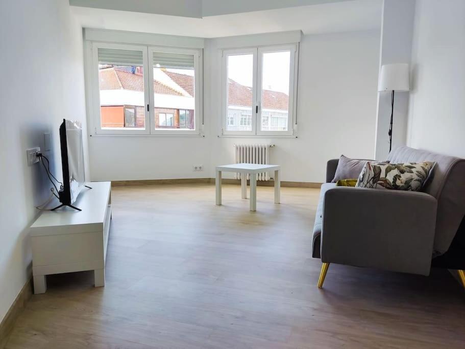 Marina Home Ourense Esterno foto
